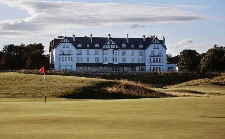 Dornoch Station Hotel met golfbaan
